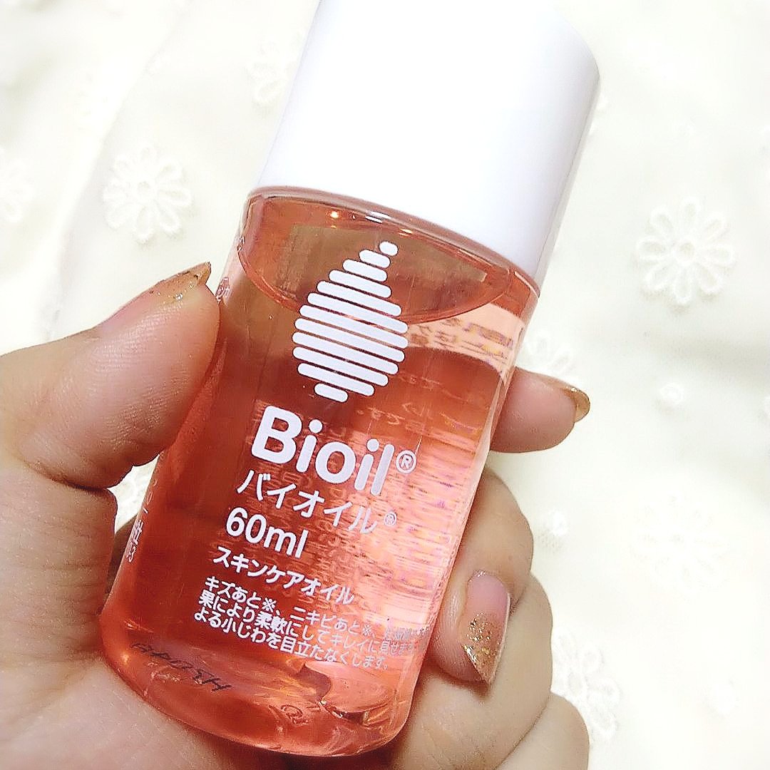 ちよ Pa Twitter 小林製薬 バイオイル 小学生のころ大量にできたニキビ がシミのようになってずっと残っていたのですが 毎日コツコツと塗り続けた結果みるみるうちに薄くなってくれました すごく嬉しかったので幸せをおすそ分け 私のように ニキビ跡やシミで悩んでる