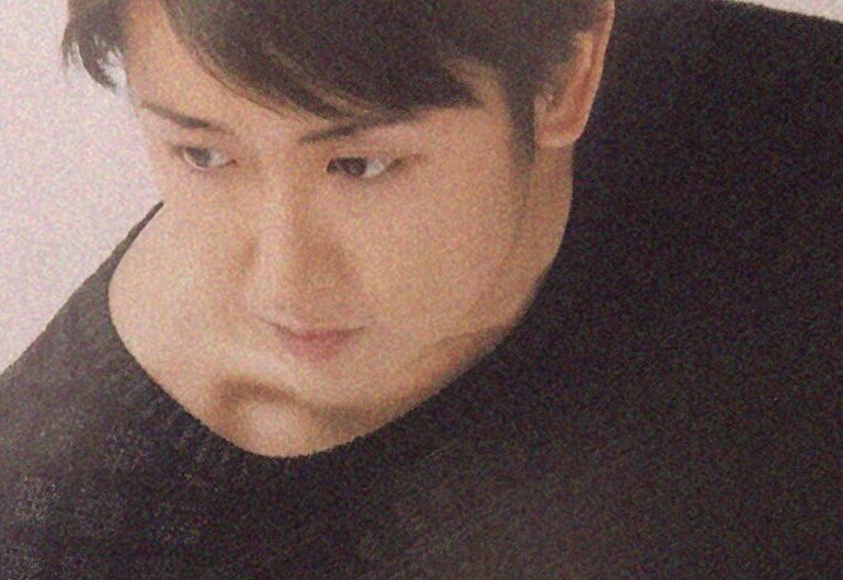 a_____bi1's tweet photo. えげつかっこよ、
鎖骨のこの形さ、女子が一番好きな形(奴調べ)やっぱ智は��算高い男 https://t.co/nRoARe9yS1