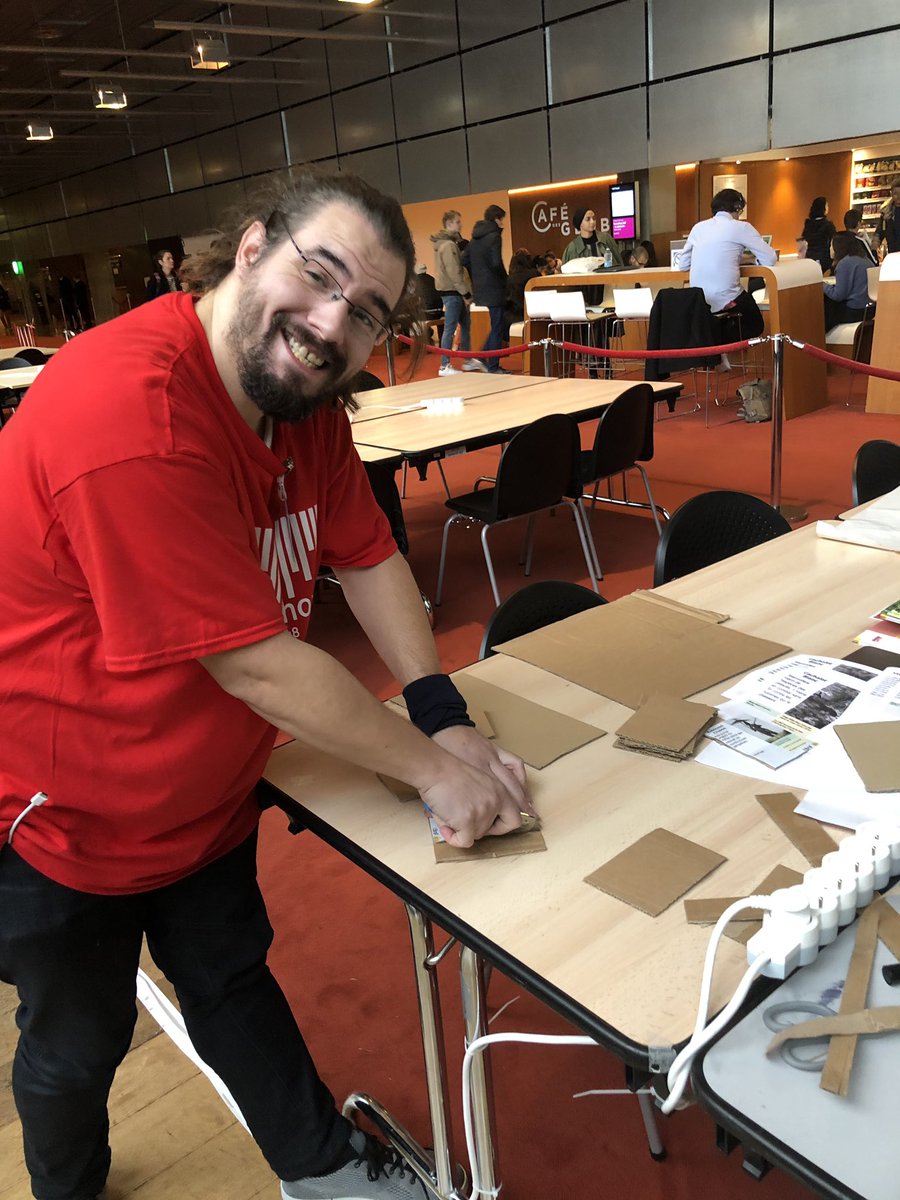 MixTesRomans's tweet photo. #HackathonBnF #MixTesRomans dernière ligne droite https://t.co/oALniSNyEk