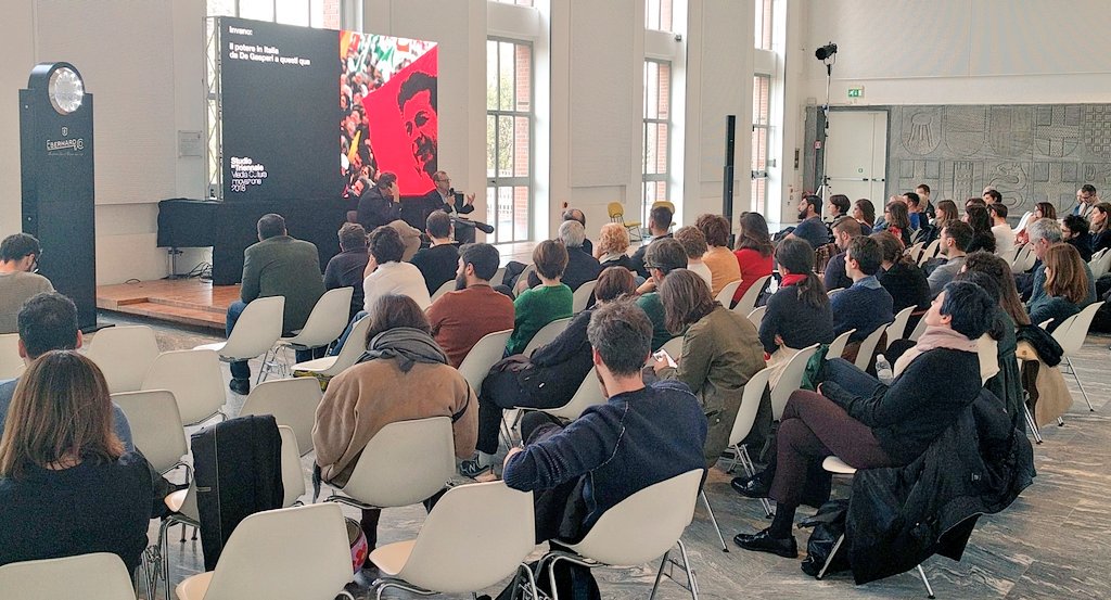 FedericoSantori's tweet photo. A Studio in Triennale @michimas intervista Filippo Ceccarelli sul suo nuovo libro, "Invano: il potere in Italia da De Gasperi a questi qua" (@feltrinellied). #SiT2018 @RivistaStudio https://t.co/OBTNceKjtU
