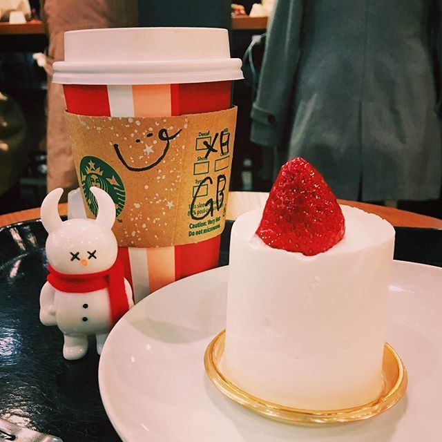 _iku_'s tweet photo. 🕯🍰😋
#starbucks #candlecake #cake #sweet #yum #uamou #スタバ #スターバックス #キャンドルケーキ #ウアモウ https://t.co/hfssLh2jsF https://t.co/fdxBE7VOhD