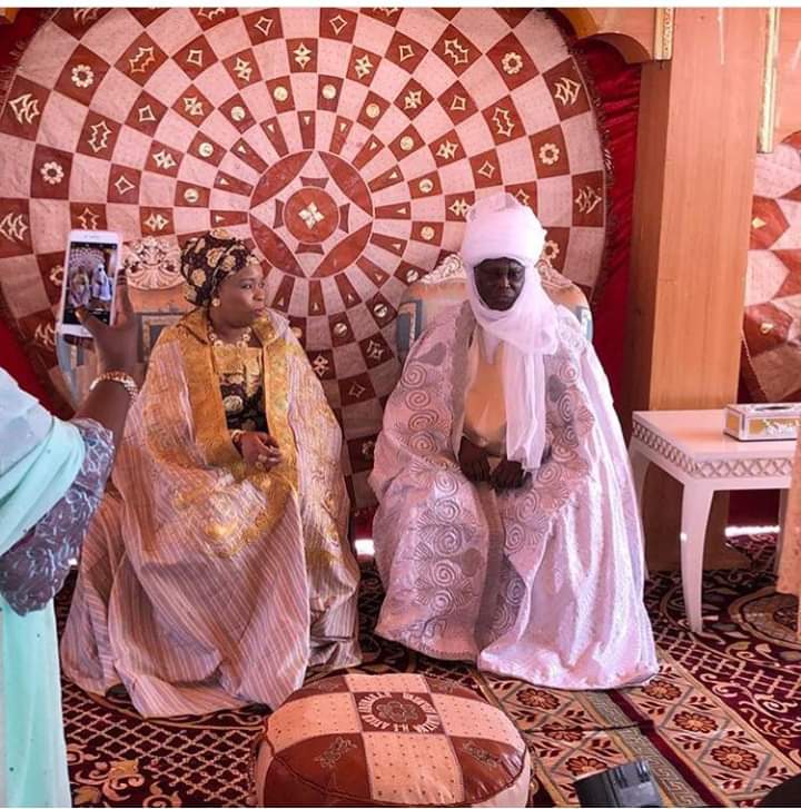 forbetter_life's tweet photo. Masha Allah, Congratulations to HE @atiku Better Life Movement celebrates you.
#Atiku #AtikuObi2019 #Betterlife #Betterlifemovement #Turbaning #Happybirthday #SundayBlogShare https://t.co/iDHViyBwjf