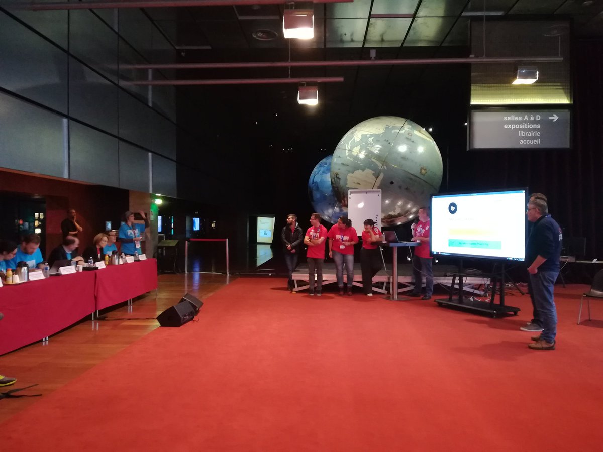 GallicaBnF's tweet photo. Restitution finale du #HackathonBnF, c'est parti. French Pop ouvre le bal ! Au programme : créer une base de référence en culture populaire française et la valoriser. https://t.co/9S8DBTvk77