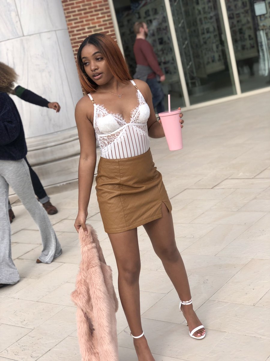 Keyonce___'s tweet image. “YOu SuRe YOu WAnT tO  gO BAcK?” #ironbowl2018