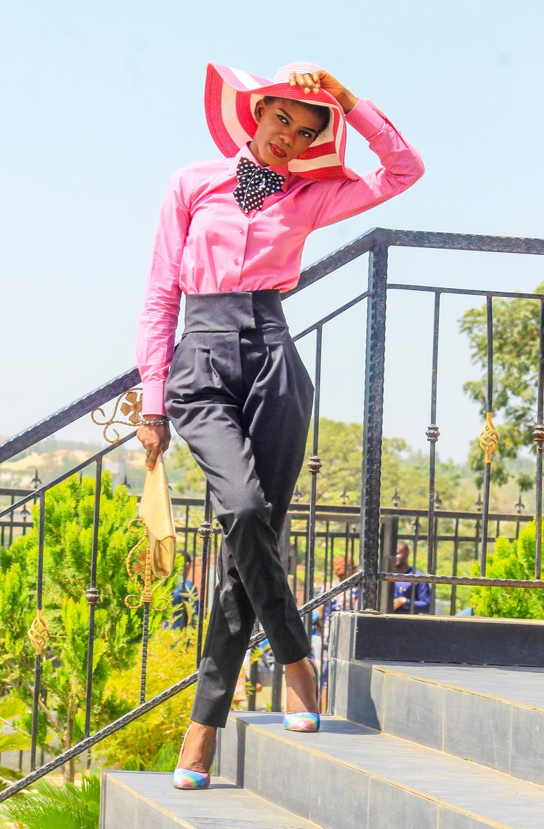tessloglobal's tweet photo. The Sunday Look [@TheSundayLook] at @HolyhillChurch by @tessloconcepts #TOGASighted #StyleSundays #ShopThisLook https://t.co/XlFMtazQzL