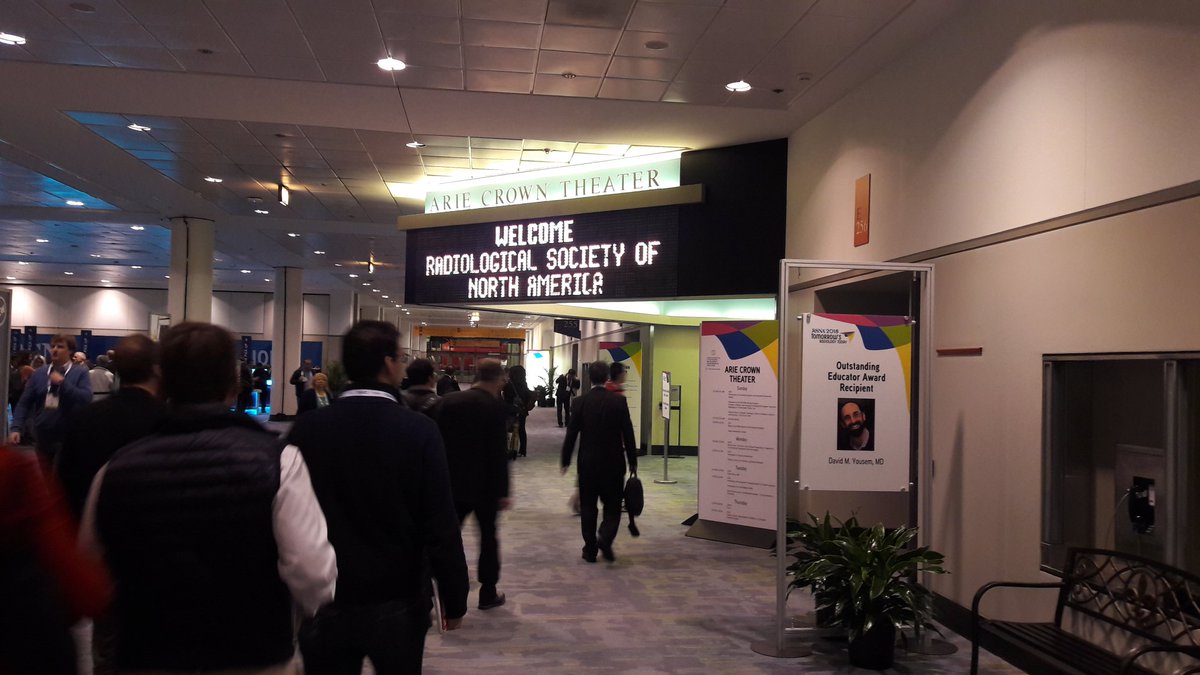 AxelHars85's tweet photo. Innovation, medical imaging. Artificial Intelligence is the next curve ! #RSNA2018 #AI https://t.co/vamTKEDEQ7