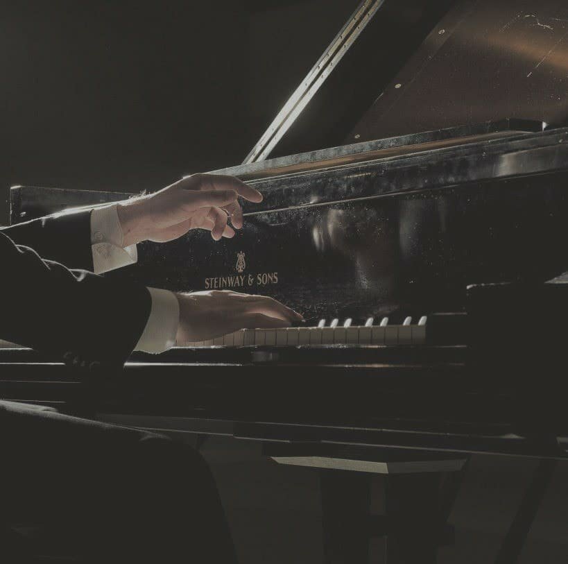 daeguprincefics's tweet photo. taegi au where yoongi is a famous pianist and taehyung is an aspiring writer
"play it again, yoongi."
"tae, this is the third time today."
"i know but i just love to hear you. it inspires me."
#taegiweek18 #taegiau https://t.co/9Fwc885M6U
