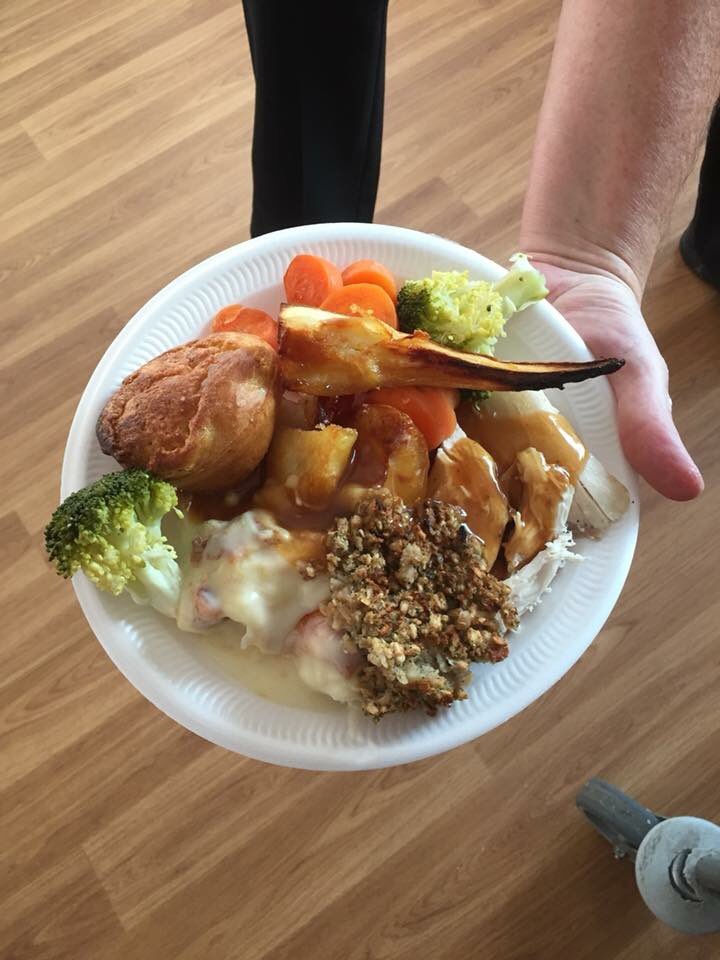 A traditional Sunday roast with slow roasted chicken and vegetarian nut-roast! Made on the ward by staff and patients! Delicious! #recovery #meaningfulactivity #workingtogether <a href="/LPTnhs/">Leicestershire Partnership NHS Trust</a>