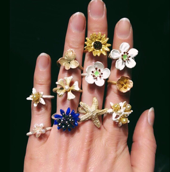 Don’t forget there is 10% off all our collections online until midnight on Monday 26th! bit.ly/2GqXpcE