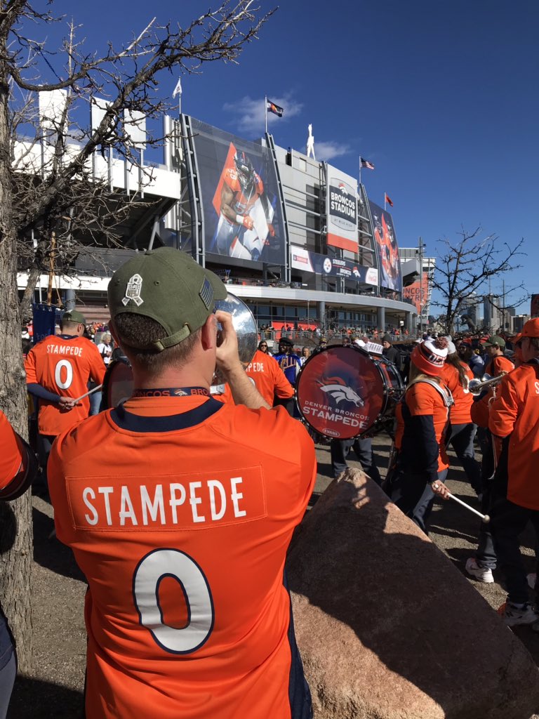 StampedeBroncos's tweet photo. Game Day!!!
#BeatTheSteelers https://t.co/YOLrX1lqZN