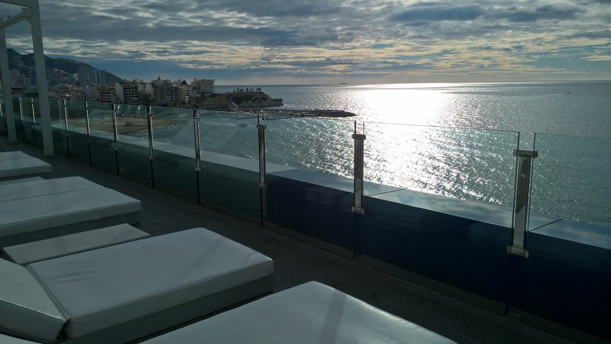 RobMyles1's tweet photo. Benidorm by the sea.... https://t.co/XuaahJPpsC