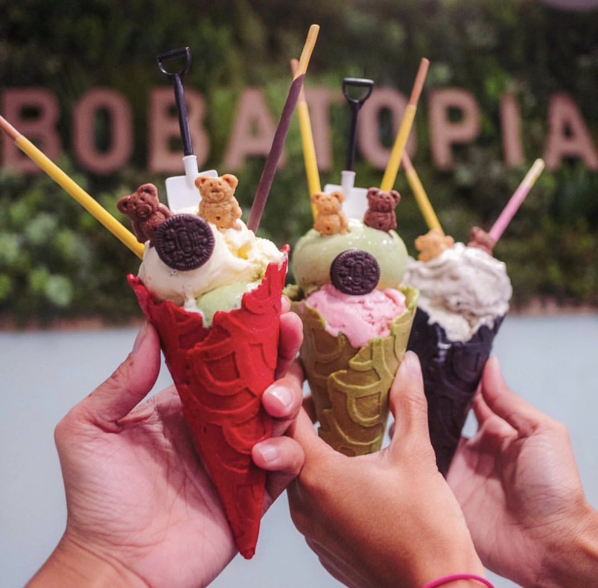 GrandLegacyATP's tweet photo. I scream, you scream, we all scream for ice cream 🍦 at @bobatopia Stop in for a sweet treat! Located just steps from your guest room, in our spacious courtyard! #GrandLegacyHotel #GLATP #Bobatopia https://t.co/rEkGYQBm1T