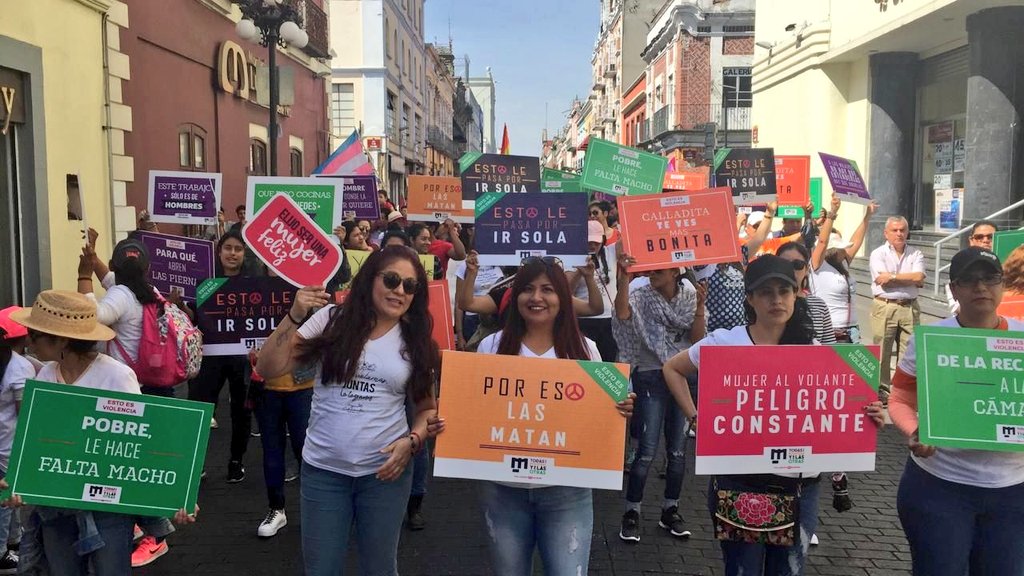 cihuautlaorg's tweet photo. Las hermanas Cihuas estuvimos presentes en la marcha #NosQueremosSeguras en Puebla para demandar fin a la violencia contra todas las mujeres. #TodasXNosotras #DíaNaranja #DíaContraLaViolenciaDeGénero https://t.co/KNDs3208RD