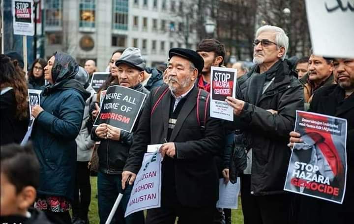 hazara_people1's tweet photo. ما با تفکر طالبانی سر سازگاری نداریم·
#LWJ4Hazaras
#JaghoriUnderAttack
#MalistanUnderAttack
#UrozganUnderAttack
#FreeAlipoor #StopHazaraMassacre https://t.co/s6W7K6FP6Y
