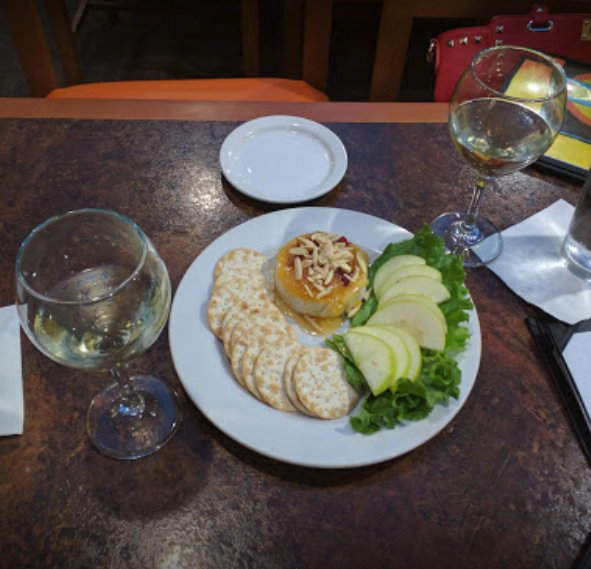 TriosLR's tweet image. You know when this is in front of you, you're in for a good meal! 
.
.
.
#TriosRestaurant #NewAmerican #LittleRockAR #Arkansas #Cocktails #LittleRockFood #EatLittleRock