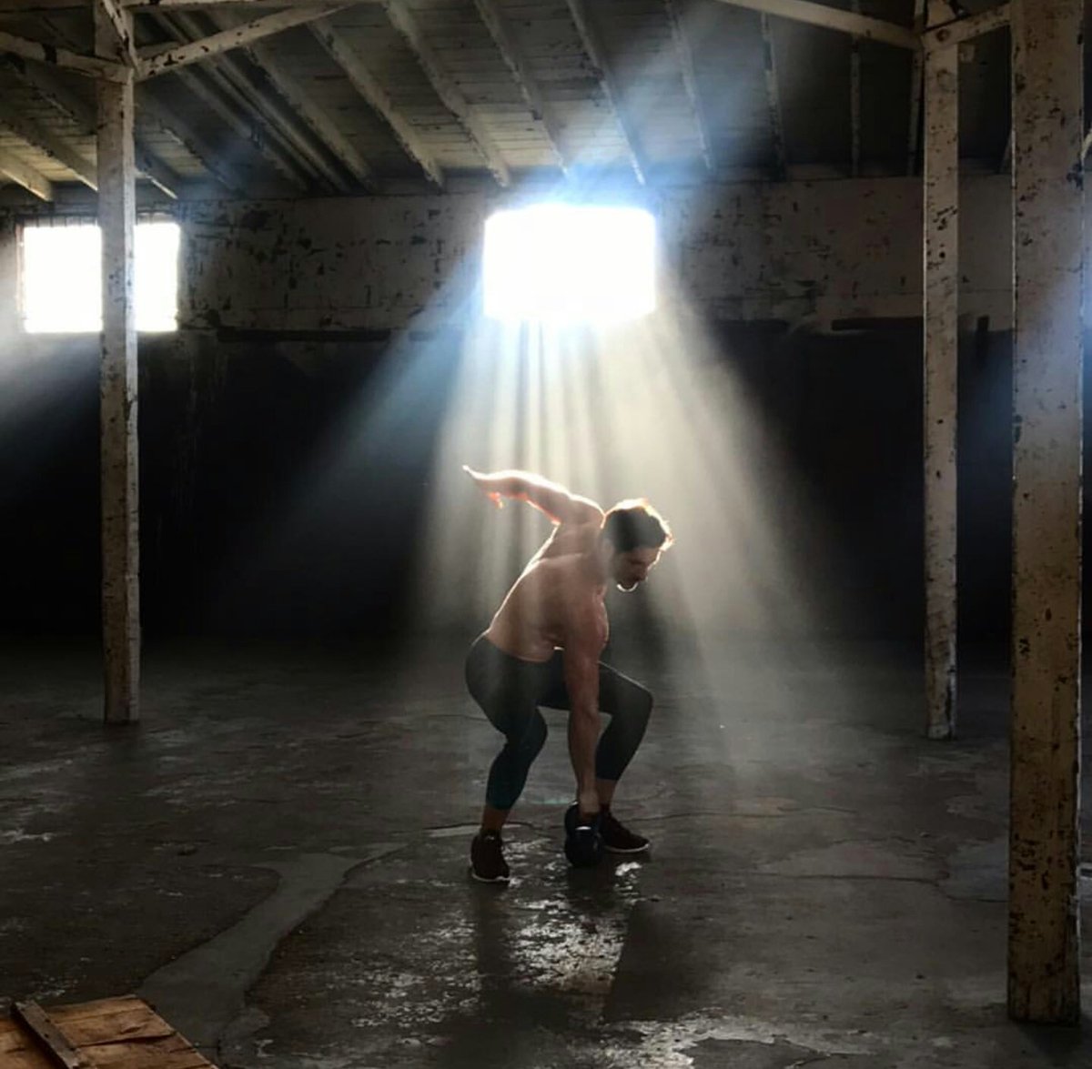melolynflow's tweet photo. STILL WAITING FOR THE FULL PHOTOSHOOT PLEASE https://t.co/qZG59UFZiT