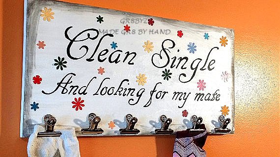 Lynnsgr8byz's tweet photo. #Clean #single #lookingformymate #laundry #sign https://t.co/5SL8EJu0El https://t.co/PY7kPw1pgi