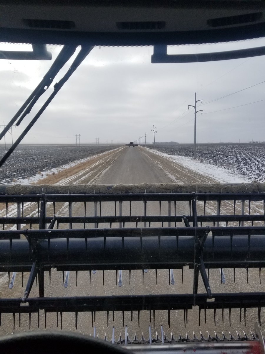 mbeaton703's tweet photo. Odd feeling having been heads on after corn is done.. https://t.co/HwuvSu5Qed