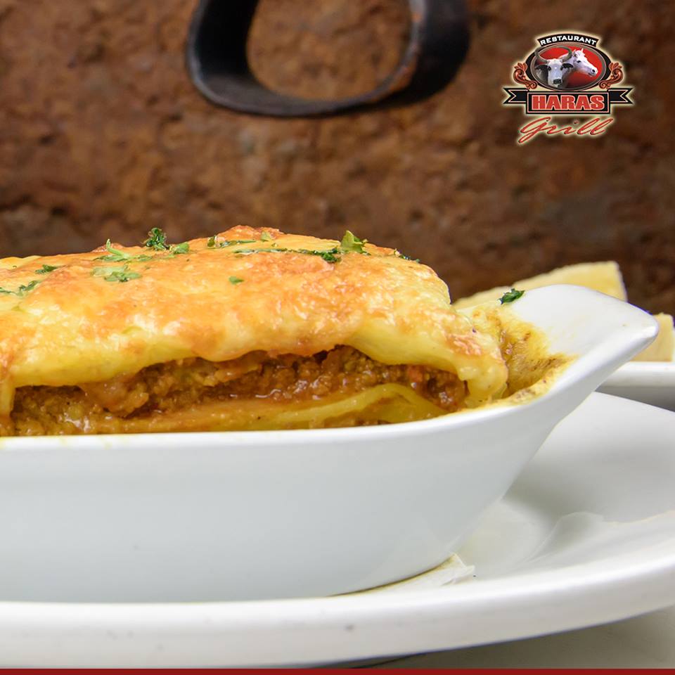 HarasGrill's tweet photo. Sabemos que el Pasticho de Carne es el delirio de grandes y pequeños, por eso lo incluimos para ti ¡Deléitate! #pasticho https://t.co/w2QPfmMRh5