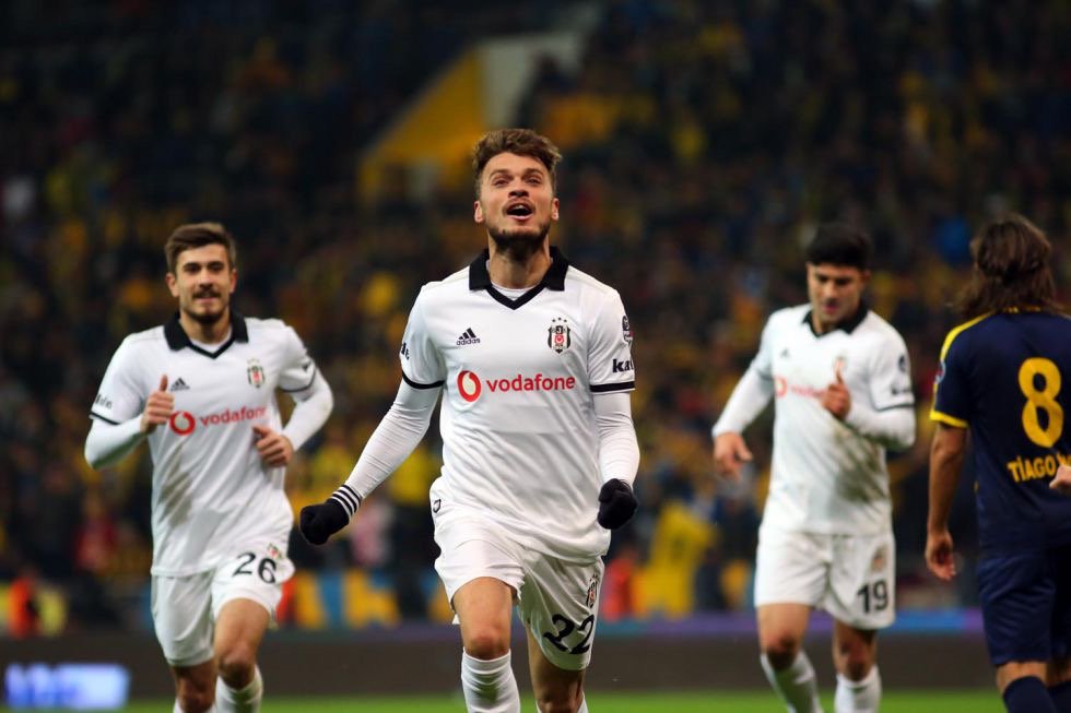 Gençlik aşısı! 
🔗bit.ly/2KCx9ip

<a href="/forcabesiktass/">Força Beşiktaş</a> #Beşiktaş #Haber #Haberler #Sondakika #Gündem #News #Futbol #Bjk