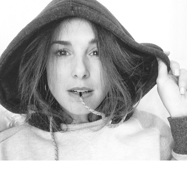 A veces me gustaría dejar de pensar y empezar a confiar...🧩 #yomimeconmigo #quenadatedetenda #unpasitomasquesisepuede