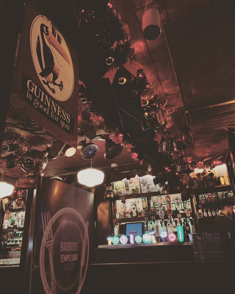 tabitharussell's tweet photo. #badbobs fantastic service who went out of their way to make me an #ArnoldPalmer and served a wonderful #paleo friendly burger #irishbeef #ireland #dublin #explore #pubfood #thanksyall #templebar #travel #iPhoneXS https://t.co/Mgw1gDD1av