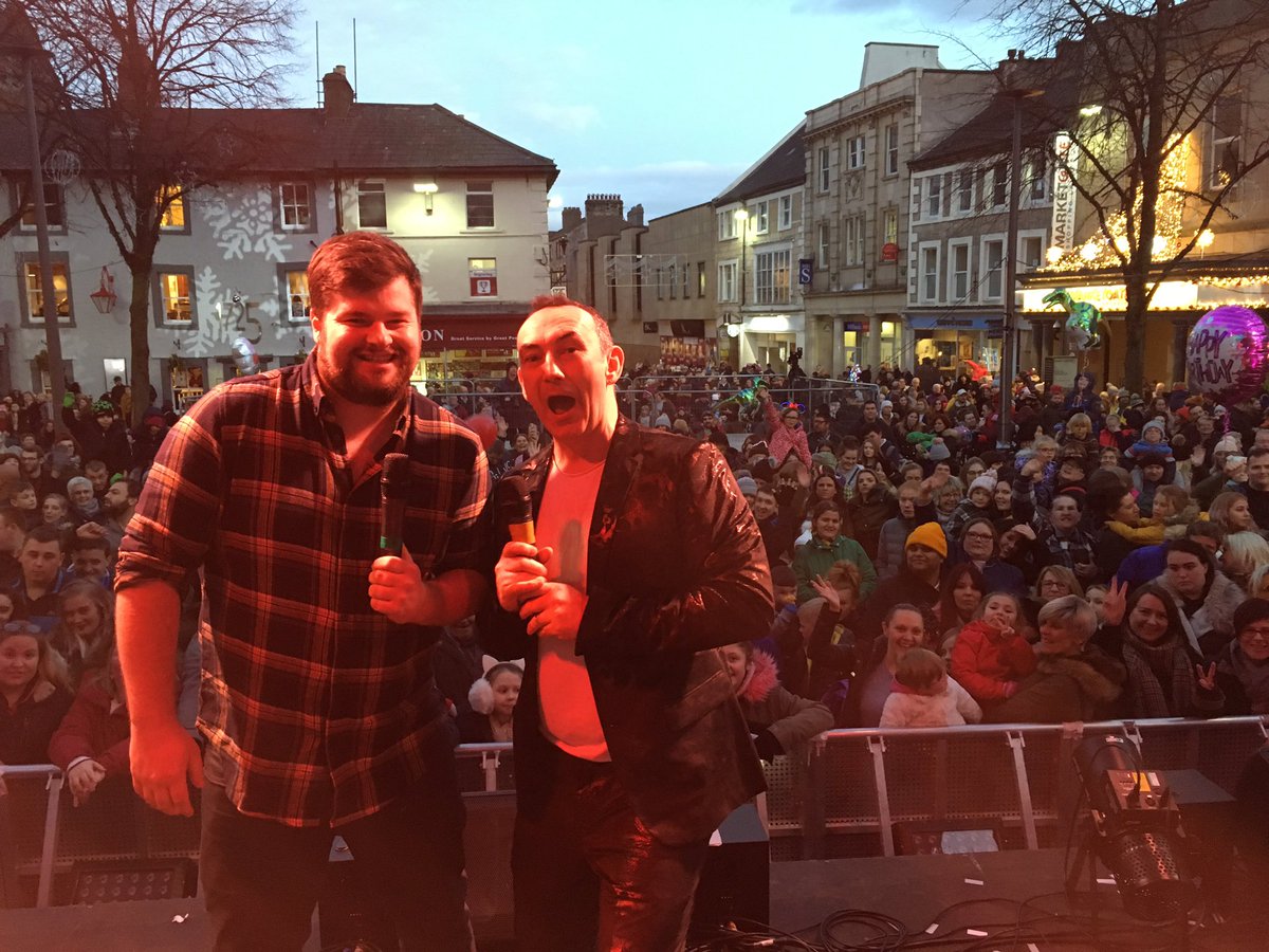 heartnlc's tweet photo. Lancaster, you look amazing tonight at the @lancaster_bid Christmas Light Switch on! Lights go on at 5pm! https://t.co/SD23y0l71v