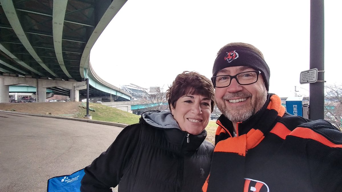 DSchlarman's tweet photo. #SeizeTheDey #ColdFog #Bengals https://t.co/HtaAbAciSZ