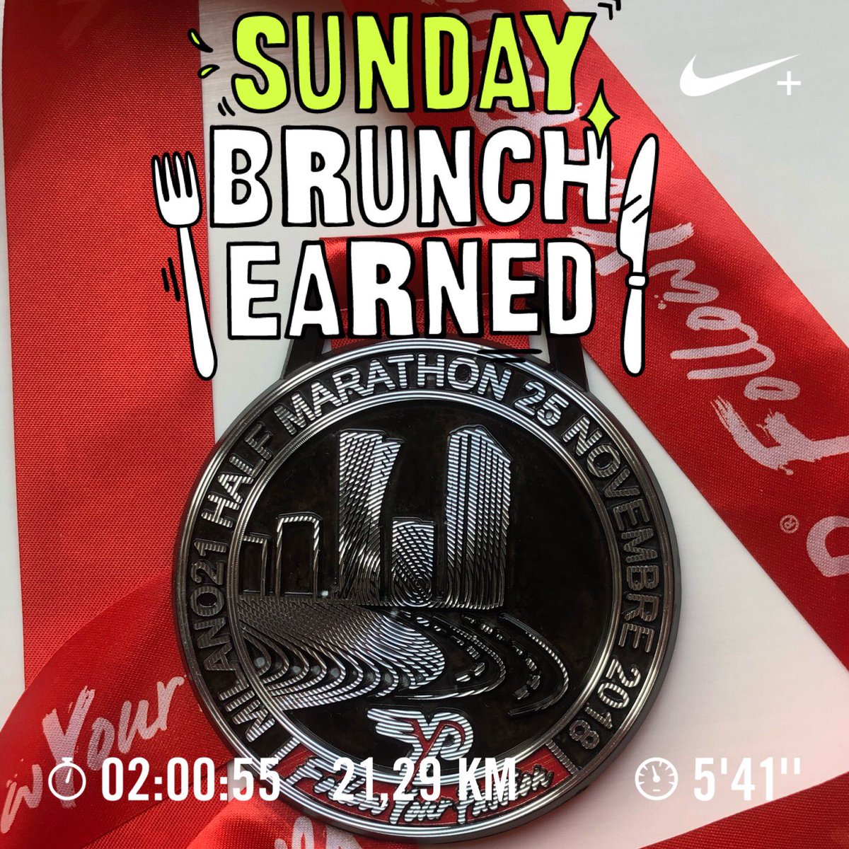 40Runner2018's tweet photo. Che dire... tante emozioni, gioia anche di più. Tanti allenamenti, settimane di lavoro e fatica! Tutto ampiamente ripagato all’arrivo. Mi tengo stretto la medaglia e il ricordo di questa mattinata #milano21 @runlovers #garmin #nikeplusRunning #borntorun https://t.co/7IA2a8VsUC