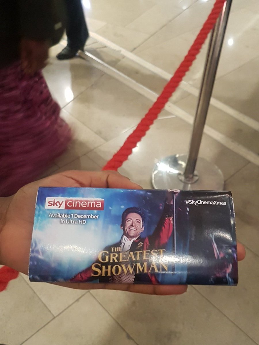 an187z's tweet photo. #skycinemaxmas https://t.co/6dbGlduEiv