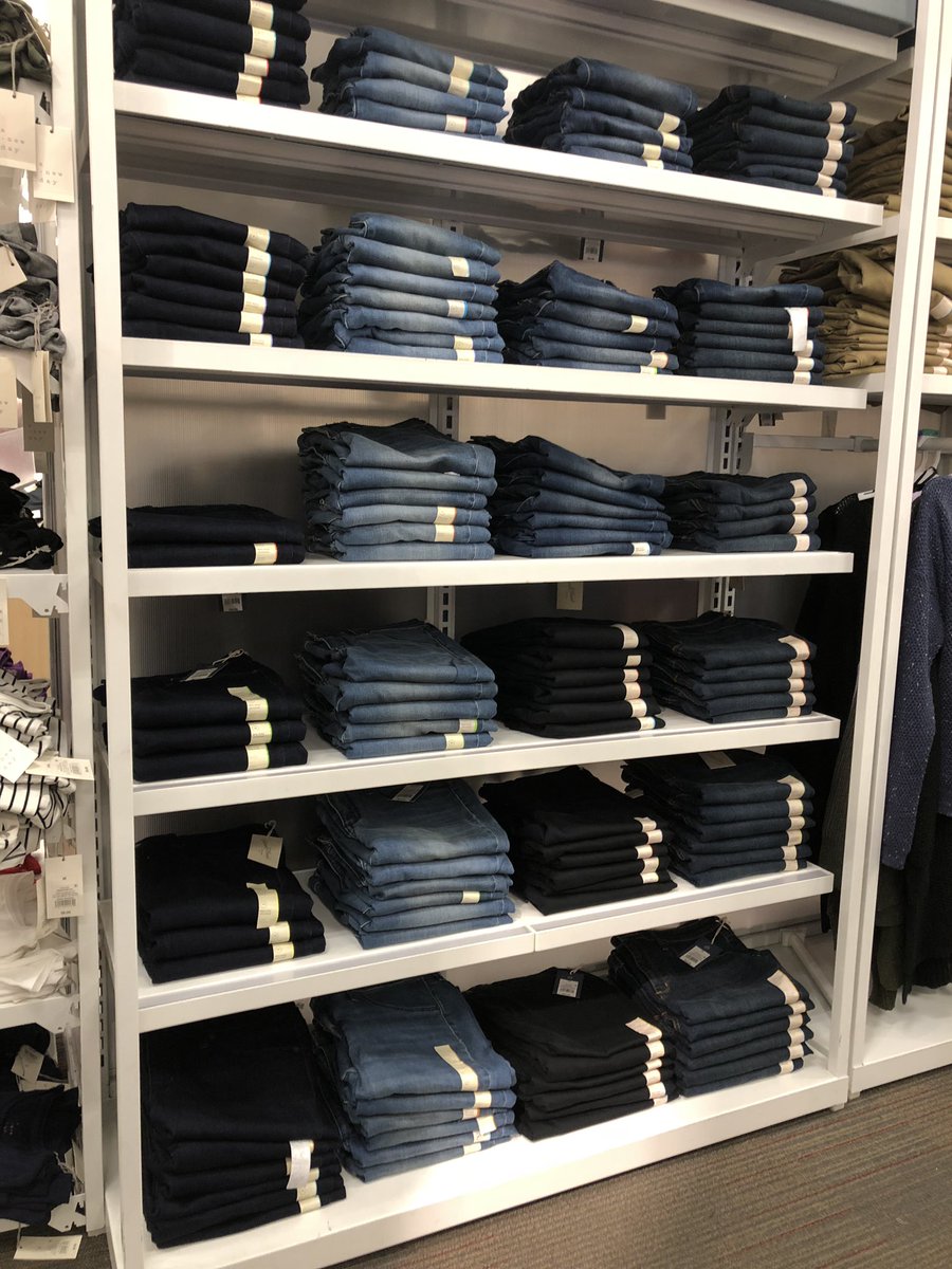 Holiday gifting, replenished full and zoned! Still driving those sales in A&amp;A after a crazy Black Friday weekend! #Holidaydomination #T0911