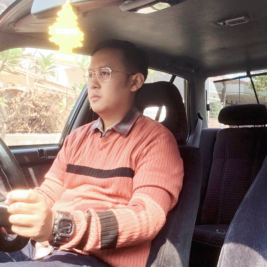 hikmatgc's tweet photo. #NewProfilePic https://t.co/CtF0UfIoZC