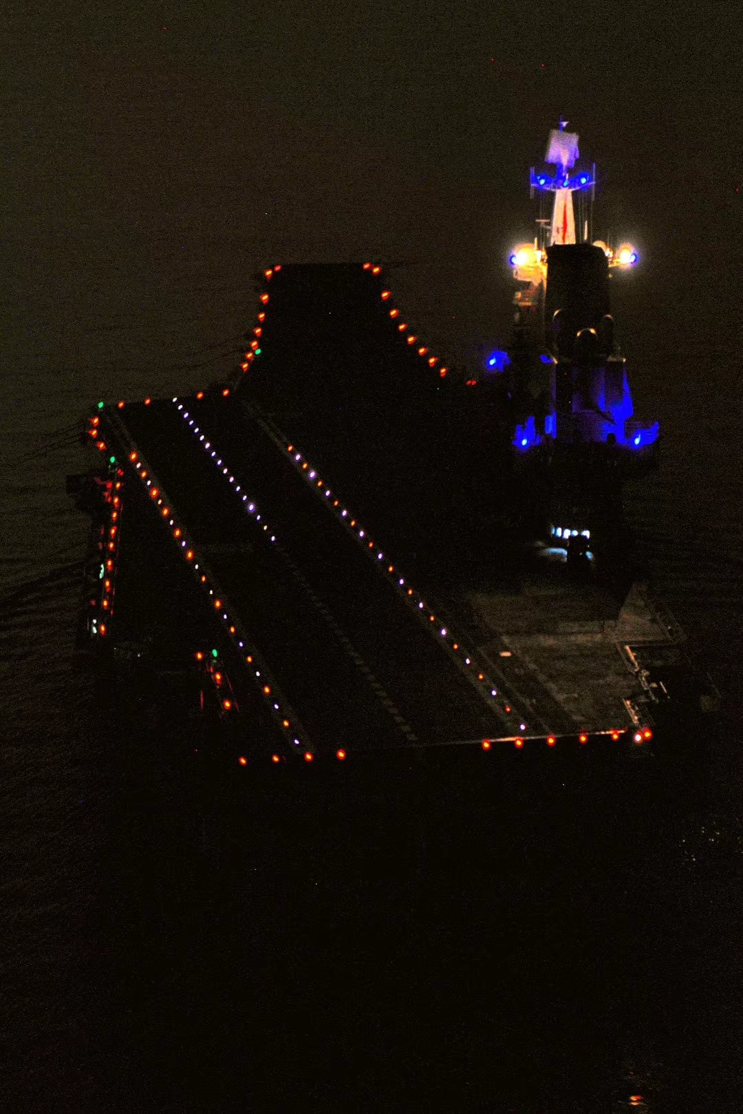 Ds3LJpfUwAAUQXY.jpg:large