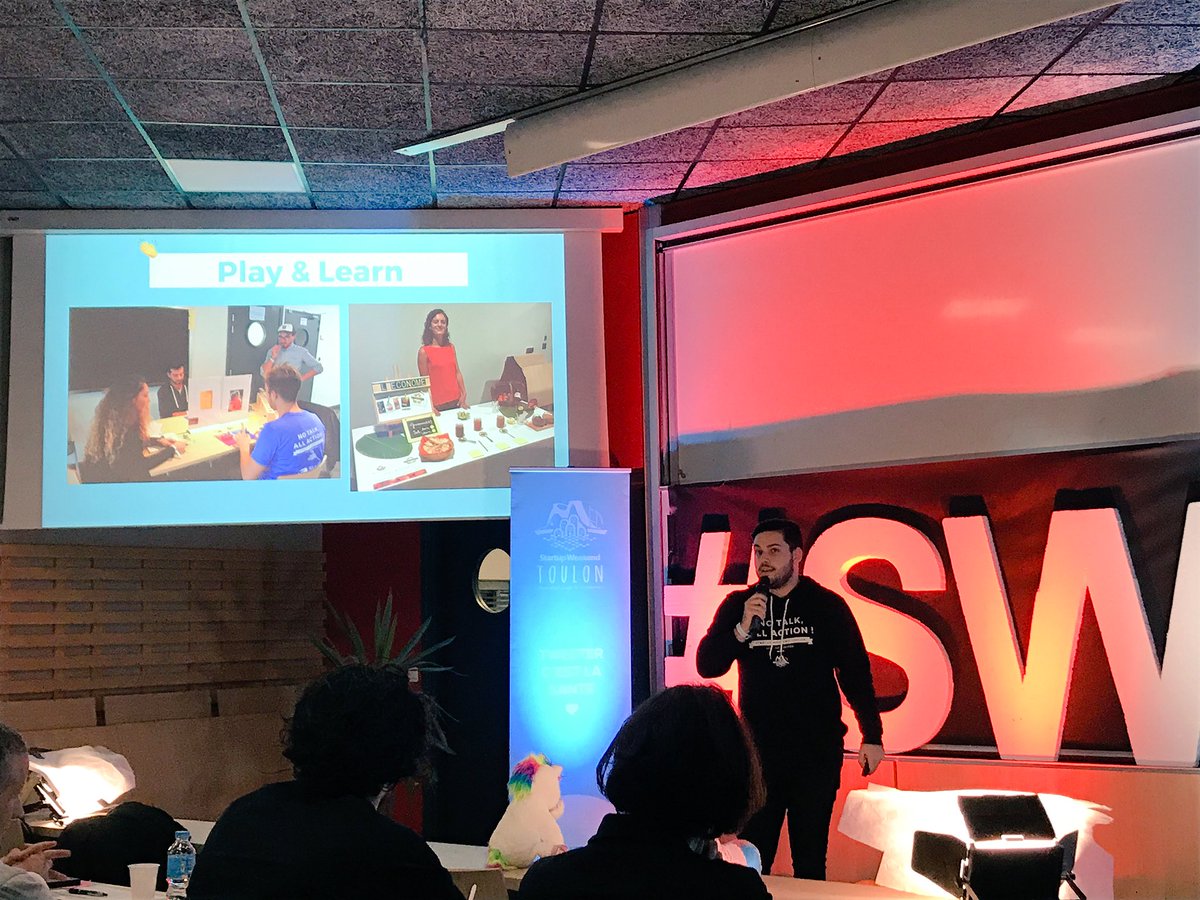 TVT_Innovation's tweet photo. Les lauréats de notre Training Camp by TVT : L’économe et Tinsel Émotion ont proposé des jeux tout au long du @swtoulon ! Bravo et merci à eux 👍 #swtln #swtln2018 #startup #toulon #tcbytvt #frenchtechtoulon https://t.co/G3sldQ8e7t