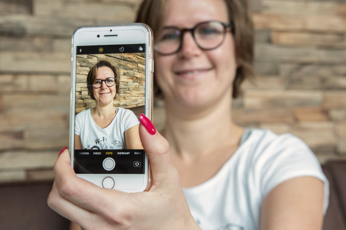 Netwerk Noord ontmoet...........Desiree Boerema van @iDeesonline. Lees haar inspirerend verhaal op netwerknoord.nl  #netwerknoord #ondernemer #verhaal #ontmoeten
