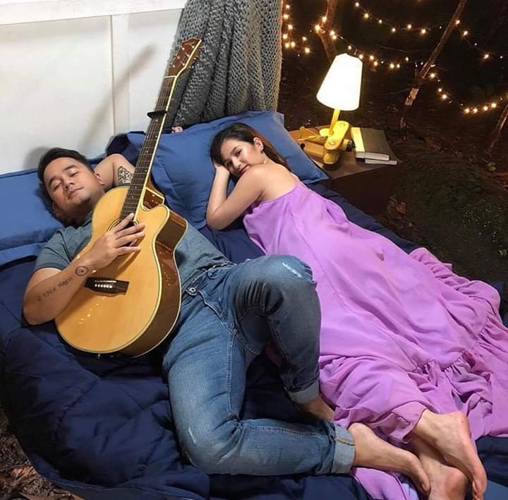AnnaBarbi2's tweet photo. Balik na kayo sa dati please!  🙏❤❤
Miss nanamin ang JUANBIE 😭😭
@1migueldeguzman @barbieeimperial 
Mahal na mahal namin kayo mananatili paren kameng JUANBIE FANS di namin kayo iiwanan at bibitawan ❤❤
#KayaNatinToTiwalaLang https://t.co/zIQbYf0qga