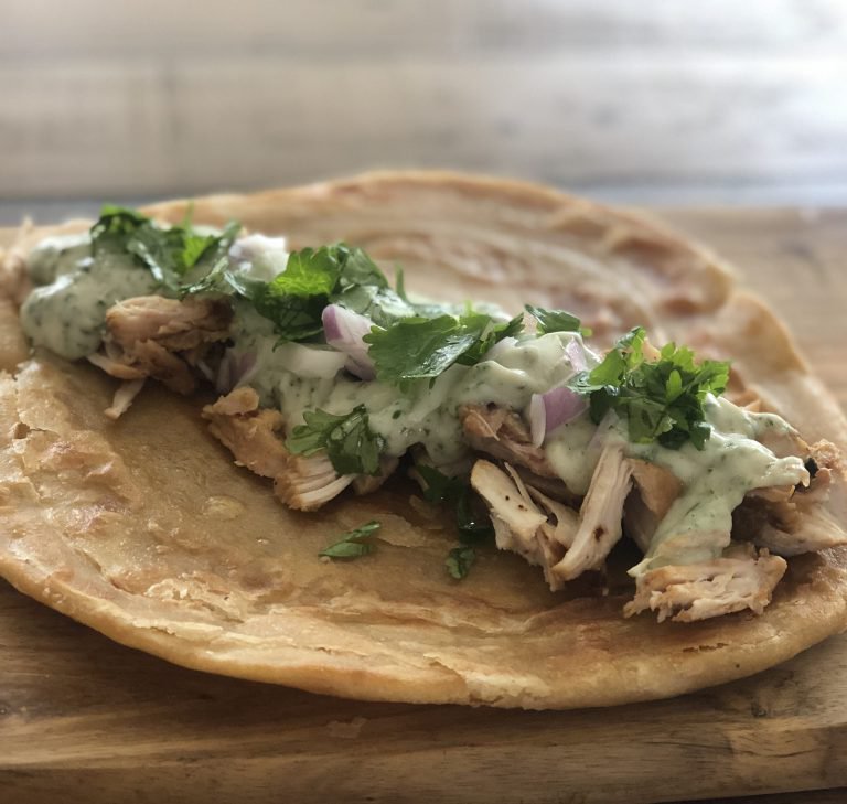 Cdn_Turkey's tweet photo. Blogger @urdumom adds a delicious twist to an old favourite with her recipe for Turkey Paratha Roll. Visit her blog post for the full recipe & for her tips on throwing a ‘make your own turkey paratha roll party’! #TryTurkeyToday https://t.co/xfUYV7jsRi https://t.co/HwZpEheyrf