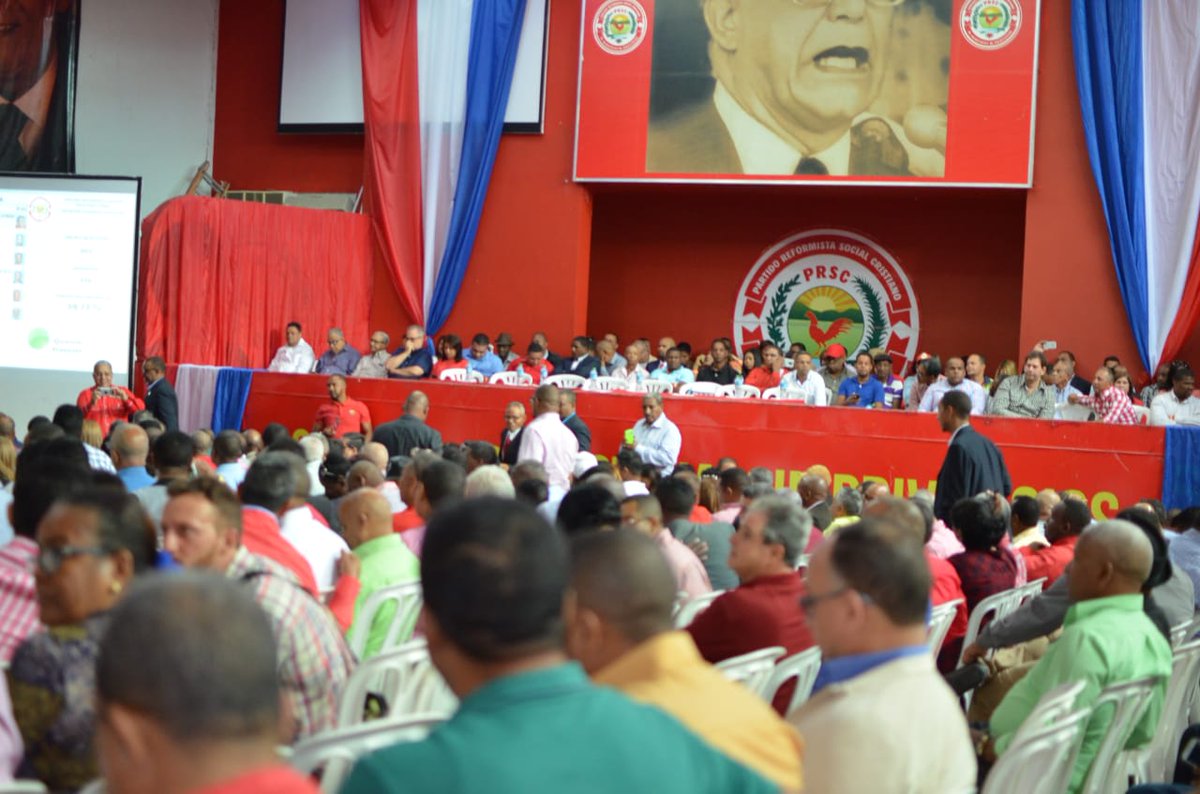 Lared_do's tweet photo. Un éxito rotundo Reunión de la Comisión Ejecutiva PRSC #CEPRSC #PRSCDecide #RedReport https://t.co/jv8QQknBFz