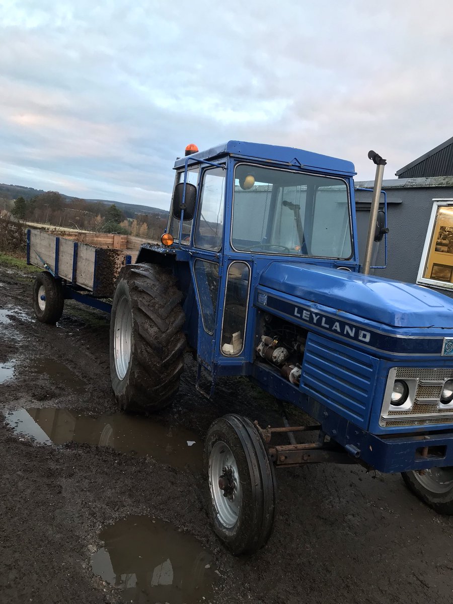 Bbbenmo's tweet photo. An afternoon moving dirt with the trusty old Leyland https://t.co/RlIBGuRkIq