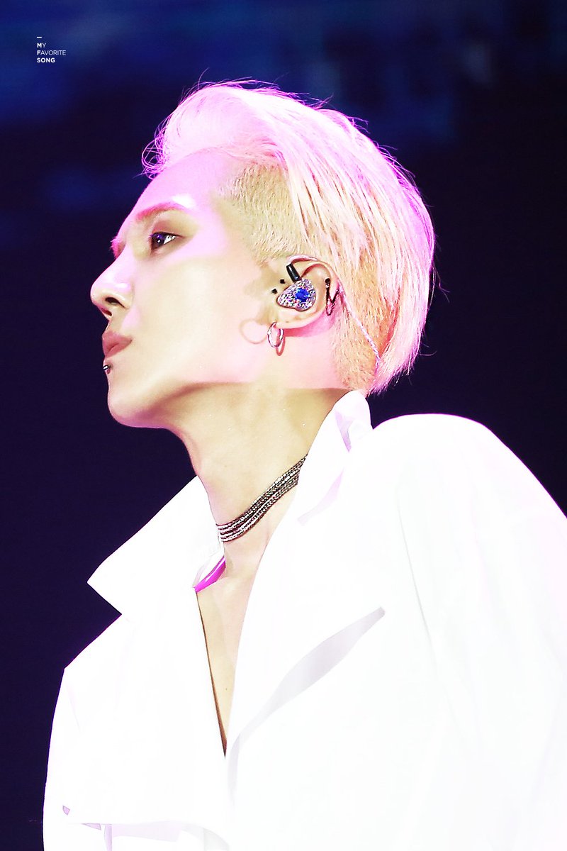 MYFAVORITE_MINO's tweet photo. TODAY IS XXDAY!! x_x

181124 위너 홍콩콘서트 HQ

#EVERYWHERETOURINHK
#WINNER #위너 #송민호 #MINO

@official_mino_ https://t.co/4zUeyYzNy0