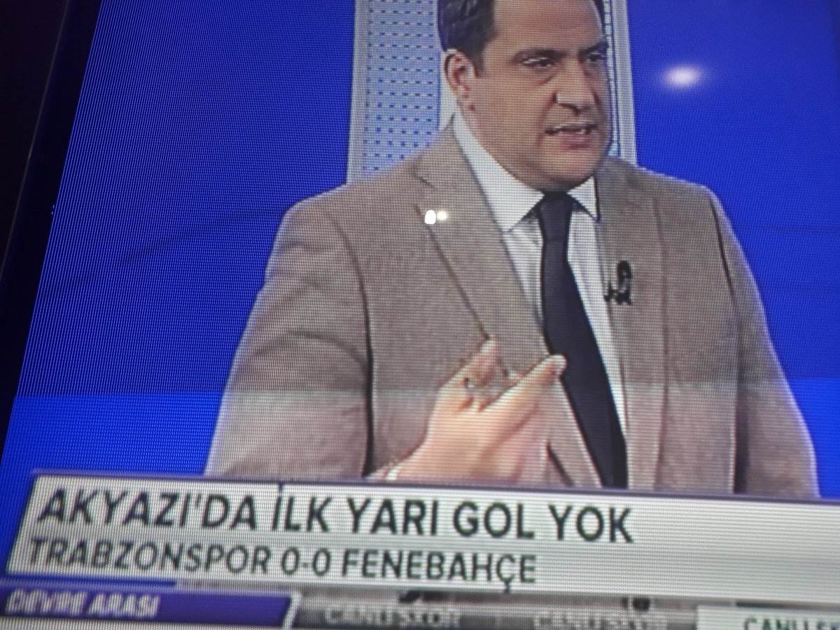 EnginMeshur's tweet photo. @Fenerbahce Aspor yaptiklari büyük fenerbahçe  ismini yanlis yaziyor kınıyoruz https://t.co/jI1rvVDzWn