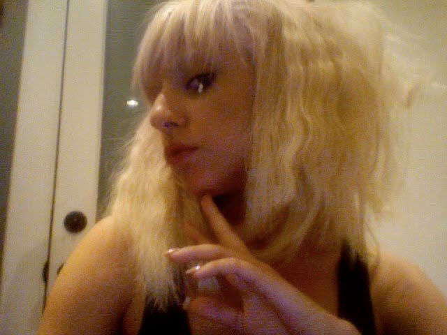 romansillusion's tweet photo. Lady Gaga taking webcam selfies on her laptop in 2008 is a mood. https://t.co/sC7DAKFp4H