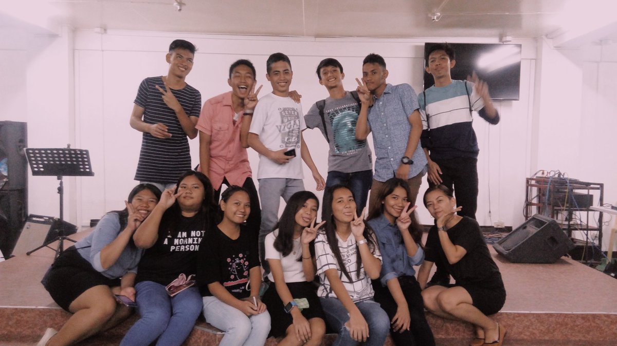gumabaomicah's tweet photo. Here's my 👇
ⓂA L A C H I   Y O U T H    F ❤ M I L Y

#faithcommitment
#ablazesanpedro
#hopesanpedrochurch
#beblessedbeablessing https://t.co/ih31caNcDC