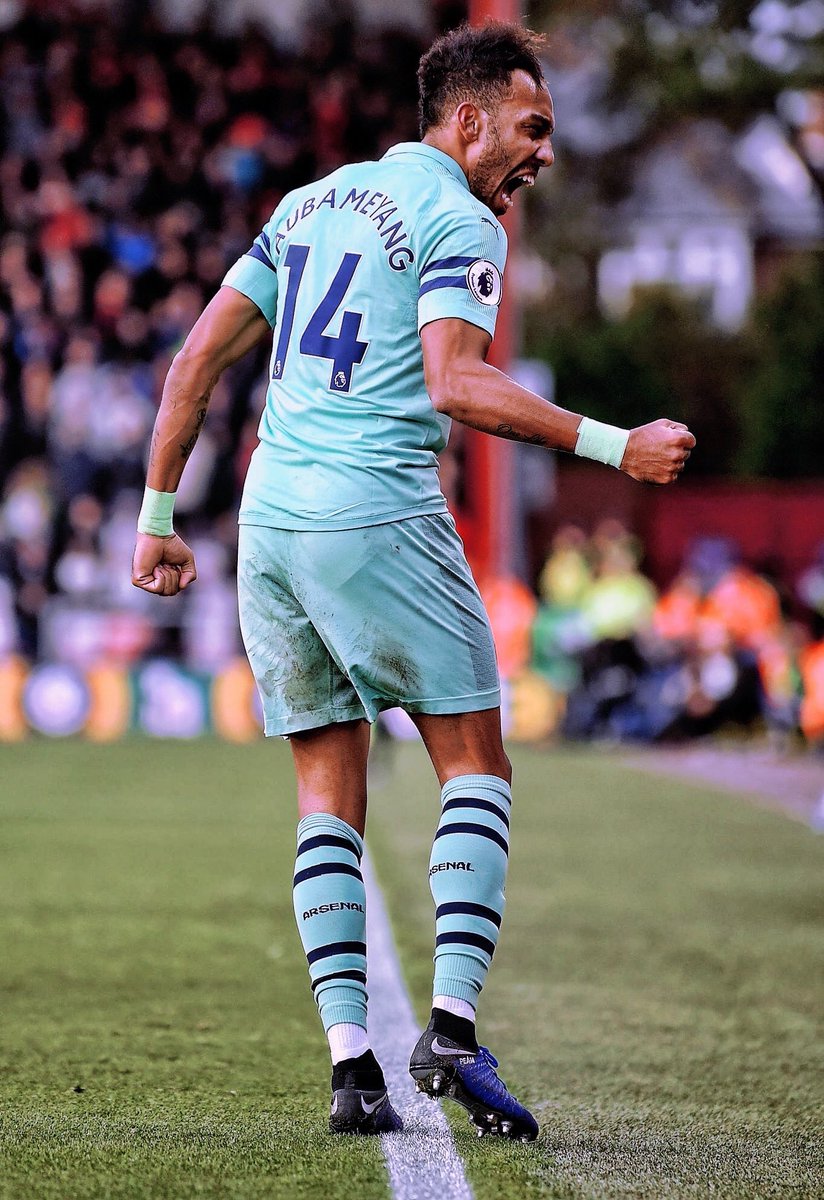 Auba's tweet photo. ⚽️back on winning!! now time for #EL #COYG #WeAreTheArsenal https://t.co/5s4kZtEZBG