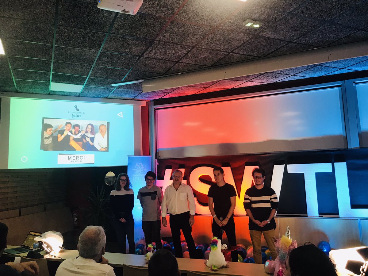 swtoulon's tweet photo. Bravo la team 🙏🙈😍#lachausettedufutur #pitch #futur #kerker #swtln2018 https://t.co/8xUh9O0G2w