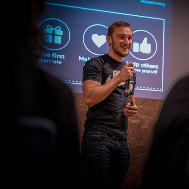 StartupGrindOSL's tweet photo. #SGvalues : Give first ๐ต๐ฟโโ๏ธ Make friends ๐๐ฝ Help others ๐จ๐ผโ๐ป
We love meeting new ppl! Come say hi to us this Wednesday
(๐link in bio)
.
.
#Dogu #SalesScreen #NordicMade #bootstrapping #gamification #motivateyourteam #startupgrind #SGoslo #makefriends #givefirst #oslotech #trondh https://t.co/FYvEl5BrqR