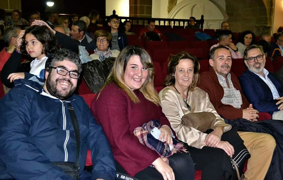veracruzpla's tweet photo. Asistiamos al II Concierto de la A.M. Virgen del Puerto de Plasencia In Memorian Javier Tobar Cid y en Honor a Santa Cecilia y en la mañana de hoy acompañábamos a la Cofradía del Santísimo Crucifijo y Descendimiento de la Cruz de Plasencia en su Misa de Difuntos. https://t.co/xiYucjlbGs