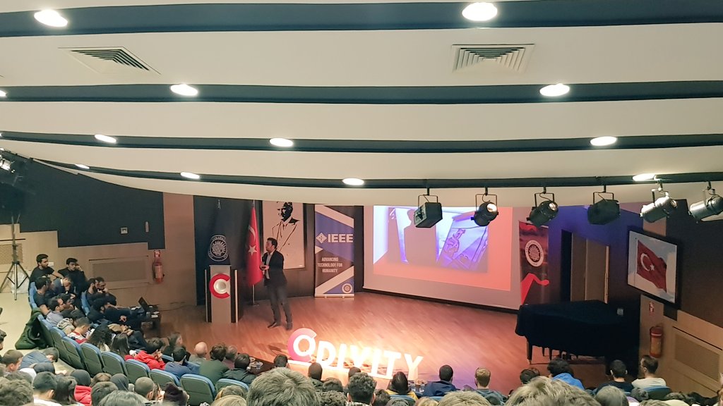 mmgoktas's tweet photo. Kaan Gülten'e SEO ve pazarlama  konusunda vermiş olduğu bilgiler için teşekkür ederiz.
@KaanGulten
@codivitycon #codivity @webtures https://t.co/nldXPU0jsC