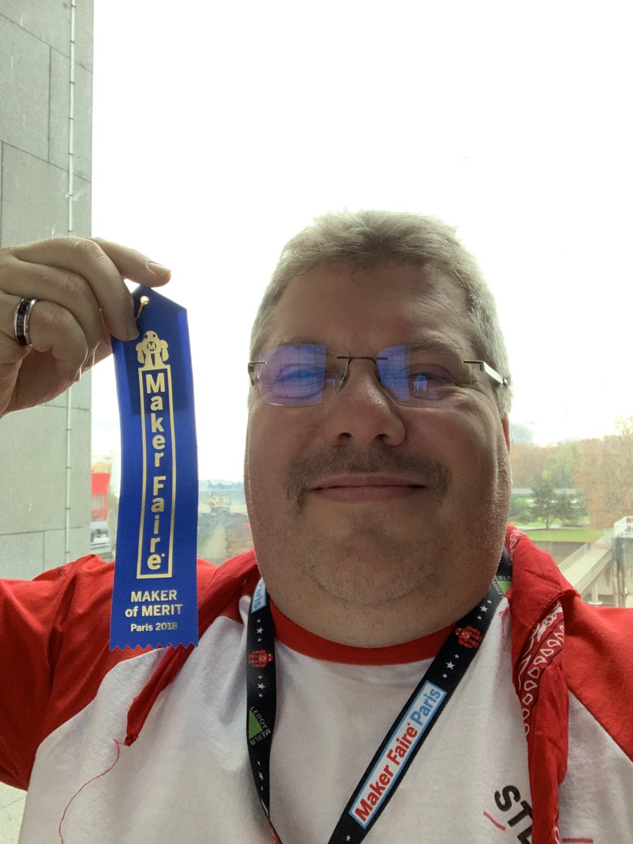 Et c’est qui qui a eu un MAKER of MERIT ? #MFP18