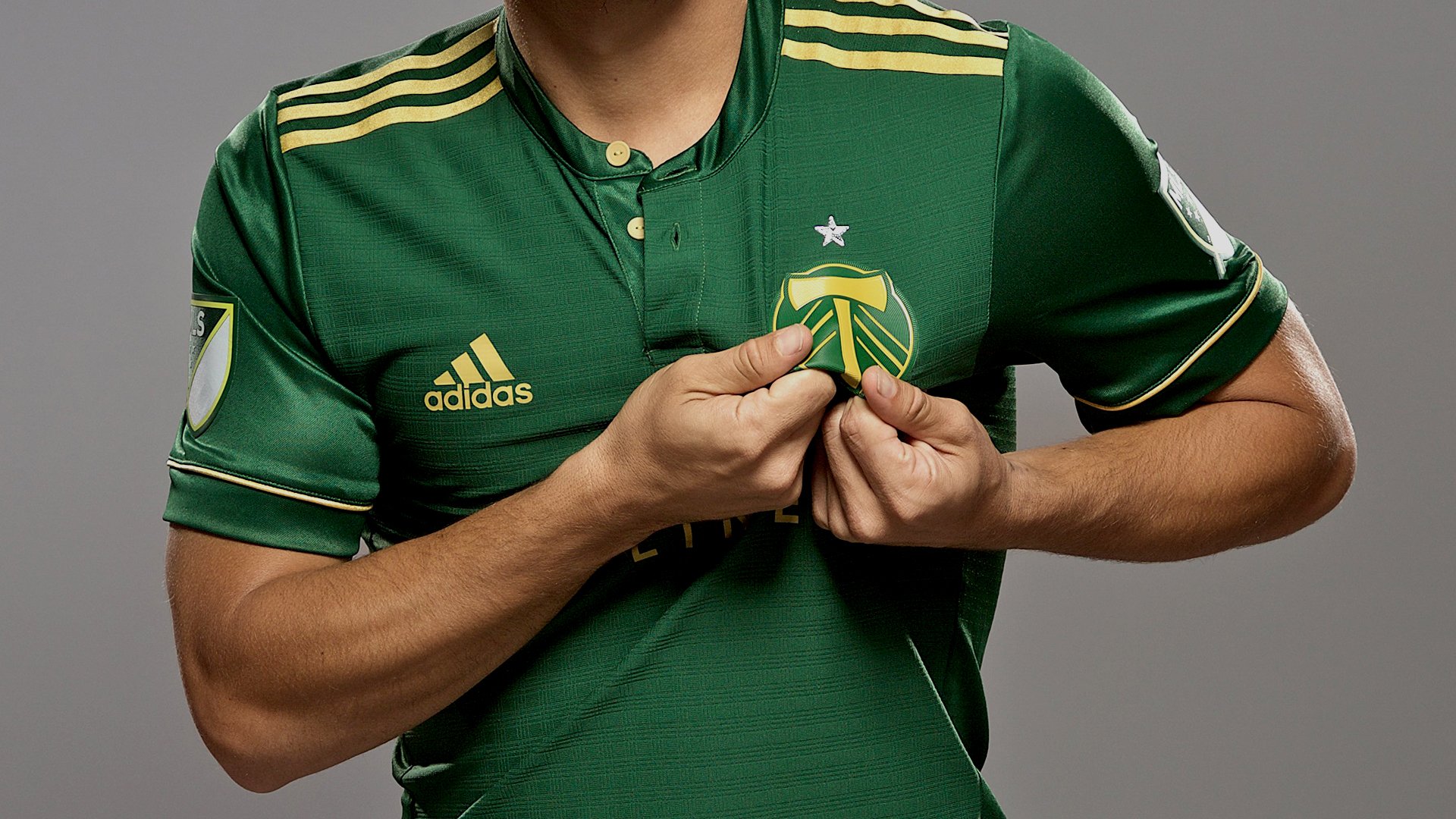 Portland Timbers on X: Dressed in our Sunday best.💚💛 RT this